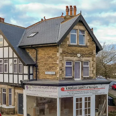 아파트 King's Road