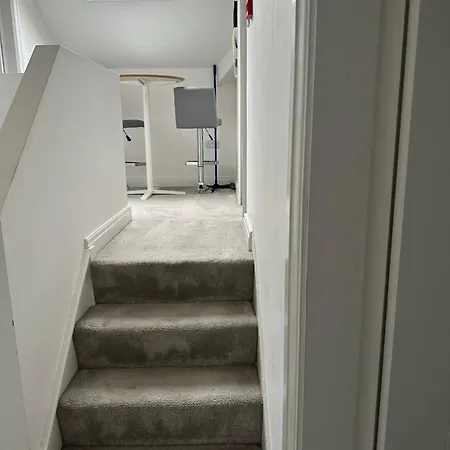 King's Road 아파트 *